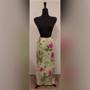 🌸 Pierre Cardin Floral Skirt 🌸